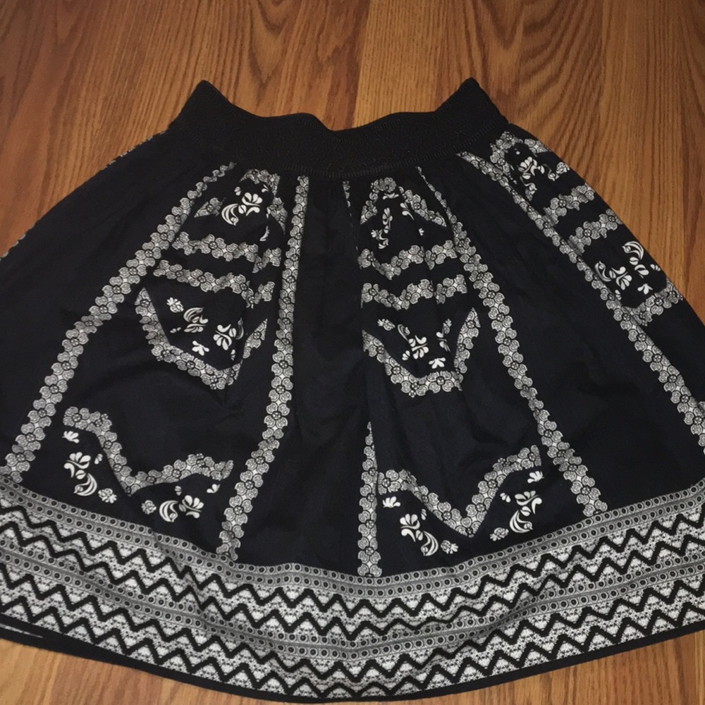 Patterned skirt